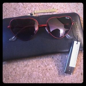 Quay Australia heart ❤️ sunnies Perfect for spring